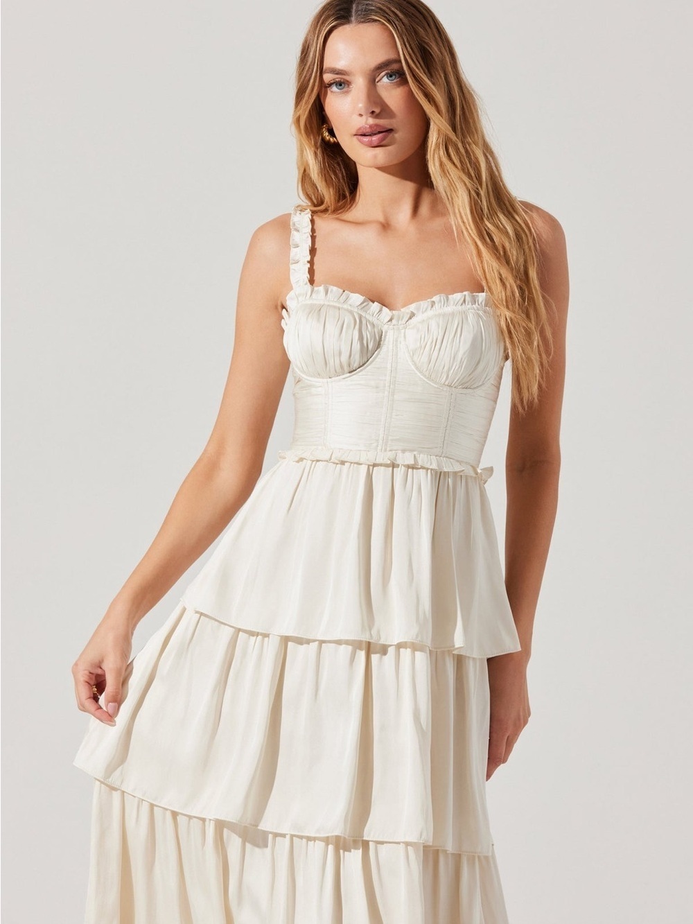 Astr the label - Tempany Tiered Bustier Maxi Dress - Picture 3 of 5
